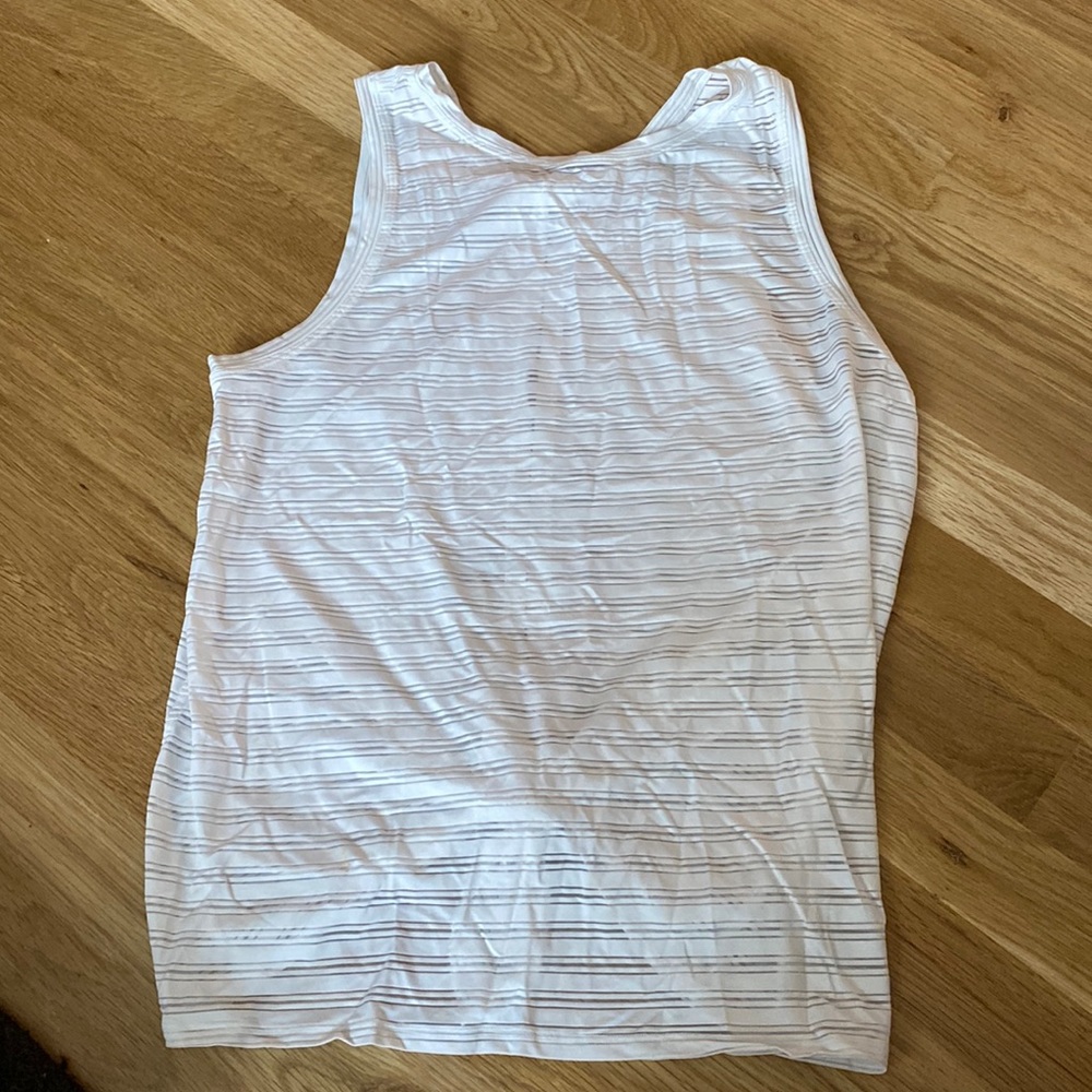 lululemon top